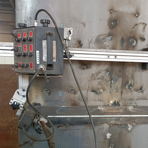 Magnetic Track Tank Welding Machine with Straight and Flexible Track