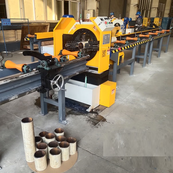 Large Diameter Pipe Prefabrication Cutting And Groove Machine with Automatic Feeding Roller