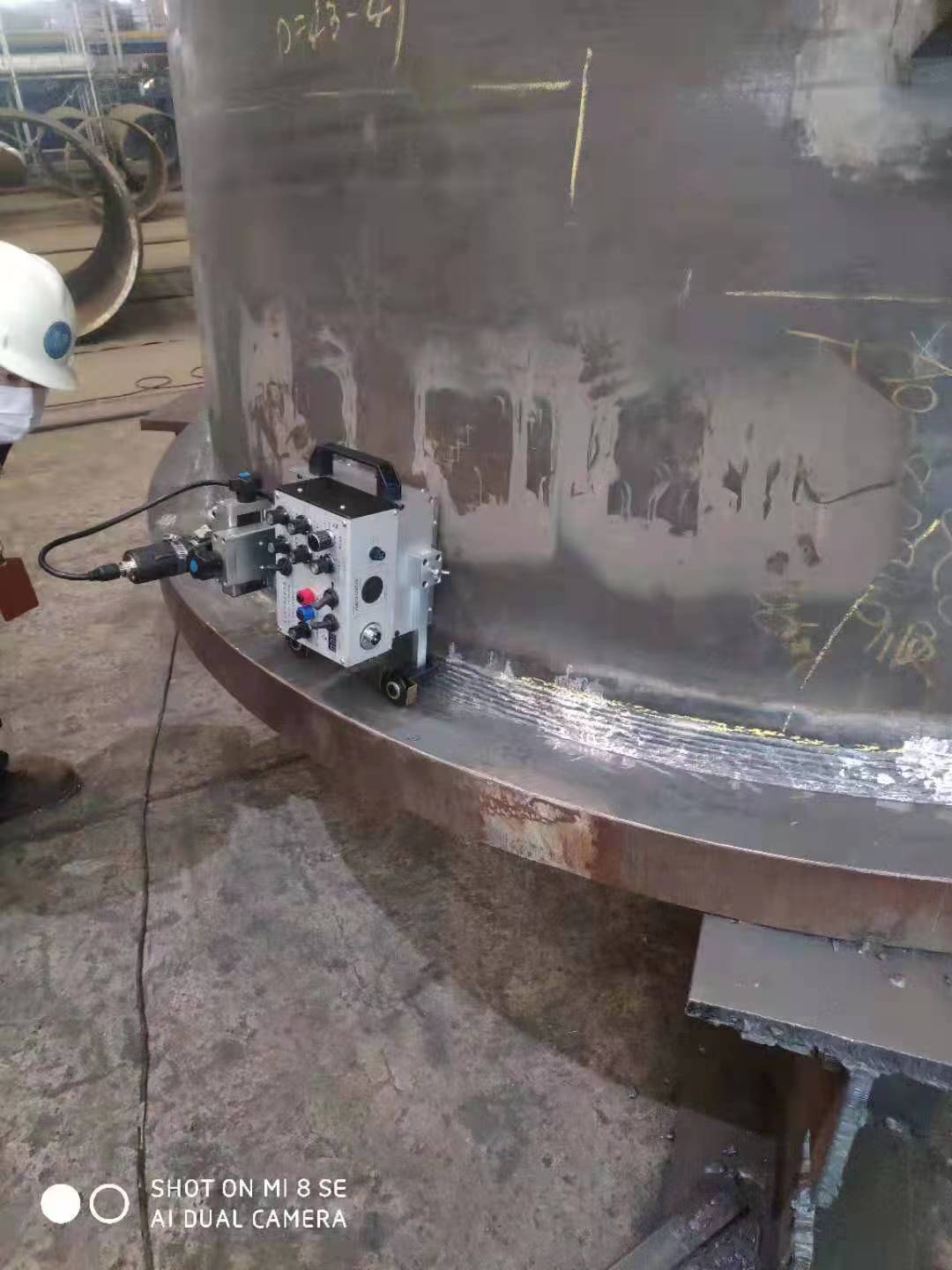 swing type tank fillet welder