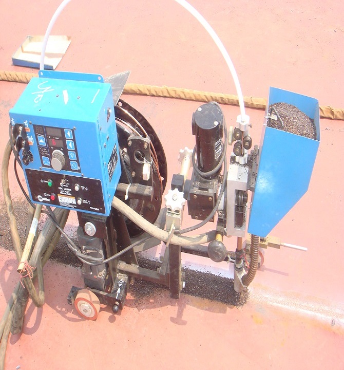 Top To Bottom And Straight Tank Welding Tractor for Oil Tank