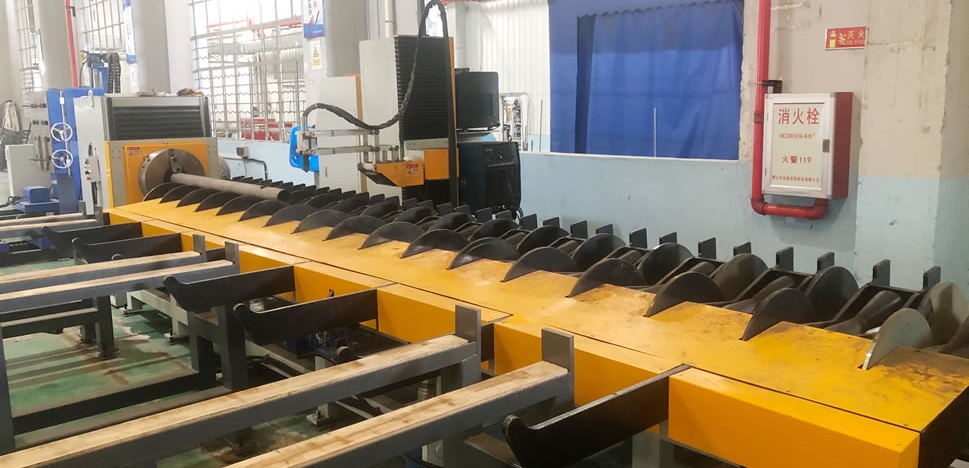 pipe cutting machine