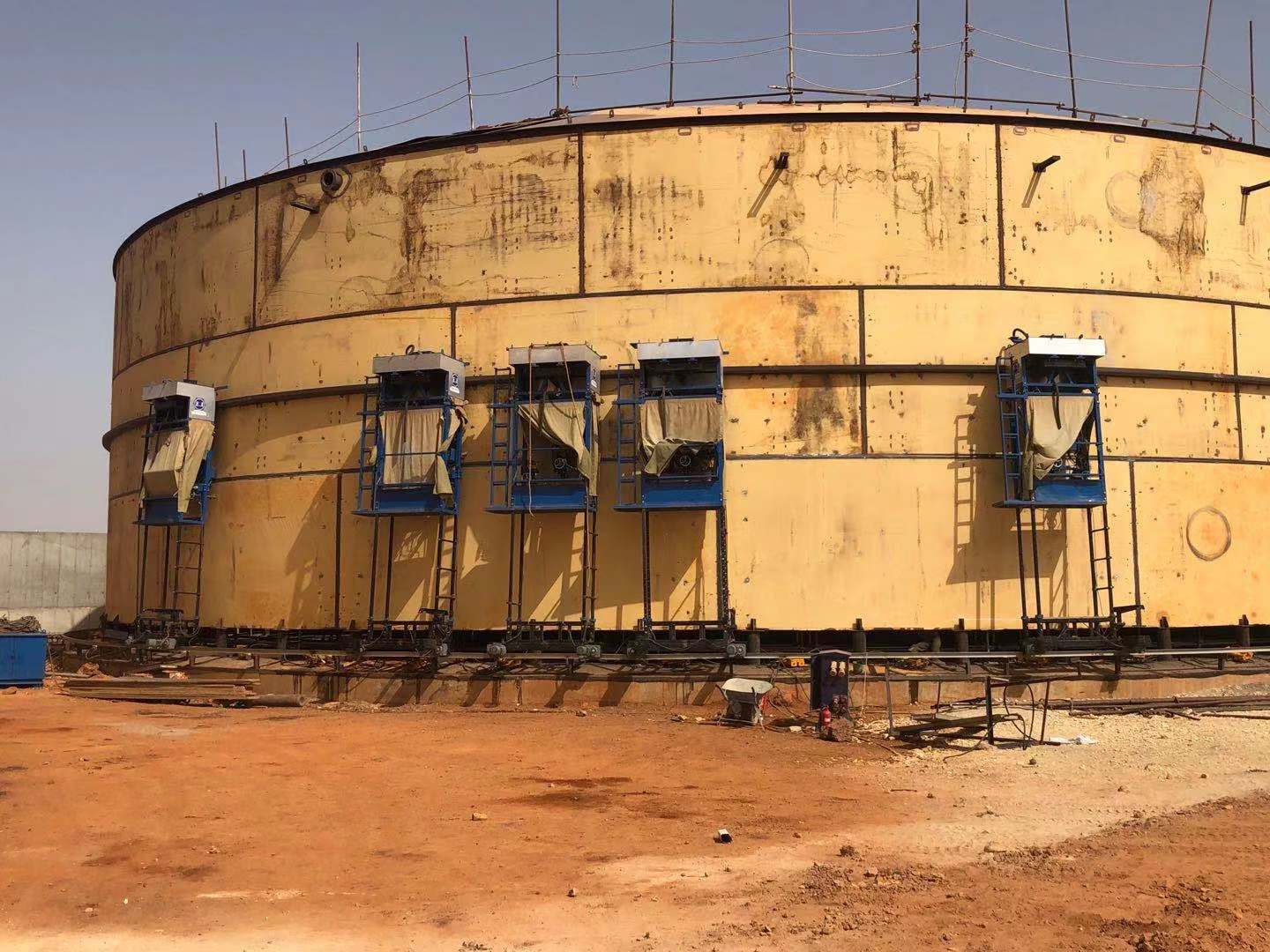 On Controlling Welding Quality of Large Storage Tank