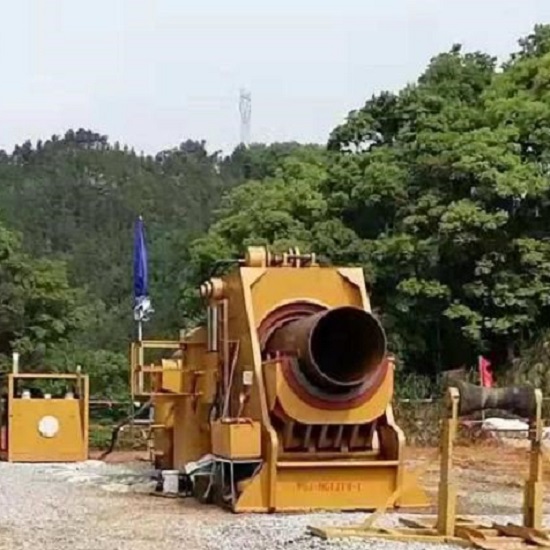 pipe bending machine