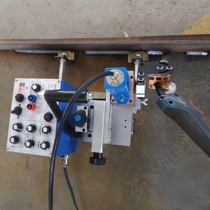 swing type tank fillet welder