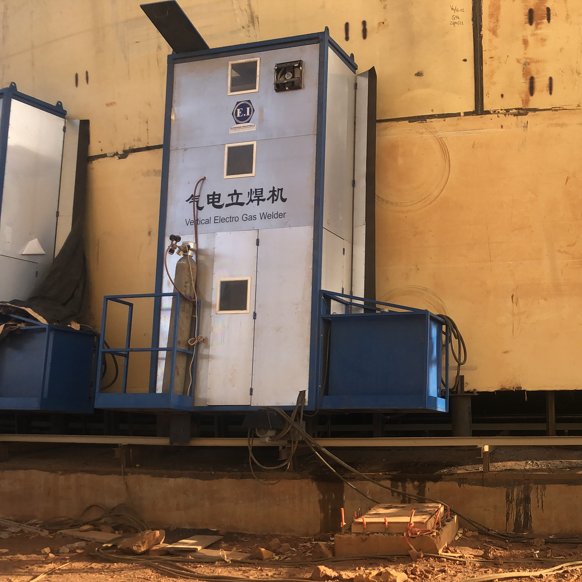 MEGW-I Automatic Vertical Tank Welder – Redefining Efficiency in Heavy Plate Fabrication