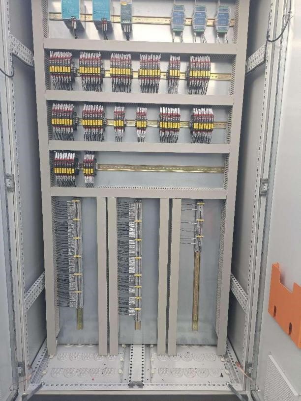 screw jacking system