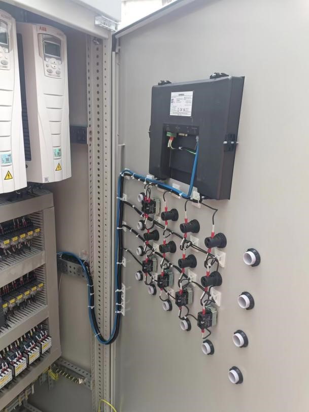 screw jacking system