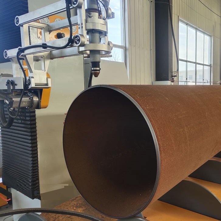 pipe cutting machine